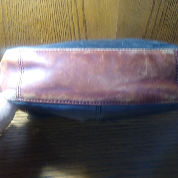 Derek Alexander Two-Toned Purse - Picture 4 of 6